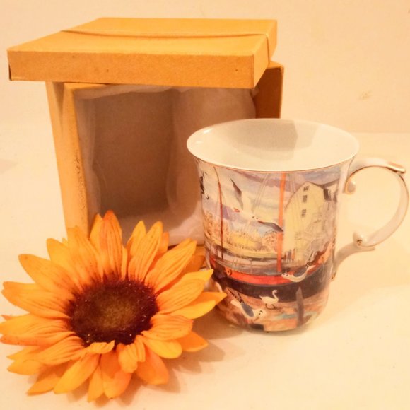 NIB🎁 FREE GIFT INCLUDED 🎁 NEW Tea or Coffee Big Cup in the Gift Box - Picture 8 of 9